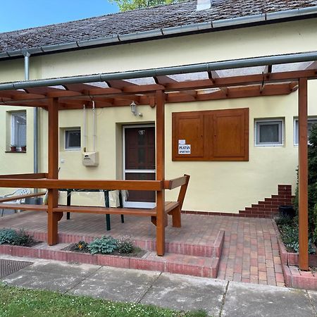 Platan Apartman Marcali Extérieur photo